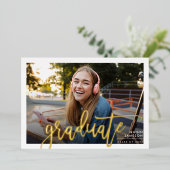 2024 AFSTUDEERDER FOTO modern eenvoudig script gou Folie Uitnodiging (Staand Voorkant)