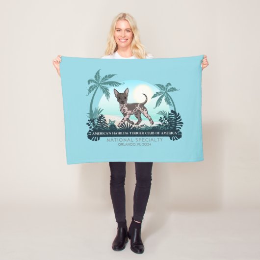 2024 AHTA Nat'l Specialty - Fleece Deken met Logo (In situ)