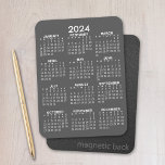 2024 Calendar - Basic Grey Mini Calendar Magneet<br><div class="desc">Grijs en Wit - een minimaal,  basiskalender van 12 maanden met een stevige kleurenachtergrond. Een standaard zoek je kantoor of schoolkluisje.</div>