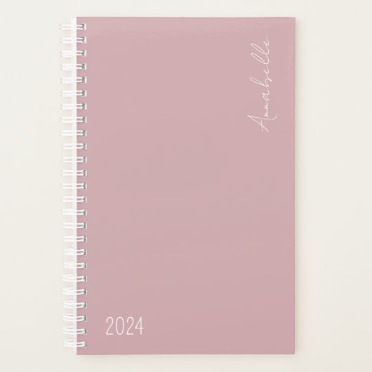 2024 Dusky Pink Week & Maand Gepersonaliseerde Pla Planner (Voorkant)