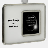 2024 en 2017 dubbelzijdige zonnepanelen verzilverd omlijst ornament (Rechts)