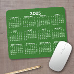 2024 Full Year View Calendar - horizontaal - Green Muismat<br><div class="desc">Groen en Wit - een minimale, basiskalender van 12 maanden met een stevige kleurenachtergrond. Een standaard zoek je kantoor of schoolkluisje. De doopvonten zijn eenvoudig te lezen, en de kleuren kunnen worden veranderd. — Als je het gebied van de aanpassing opent, zal het naar je toe gaan naar een geavanceerd...</div>