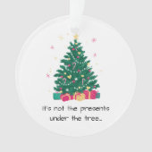 2024 It's Who's Around the Tree Acryl Ornament (voorkant)