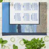 2024 Kalender Ocean Waves Beach Rocks Foto Theedoek (Gevouwen)