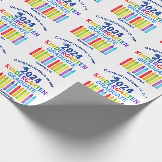 2024 Kleuterschool Afstuderen Schattige Aangepast  Cadeaupapier (Hoek)