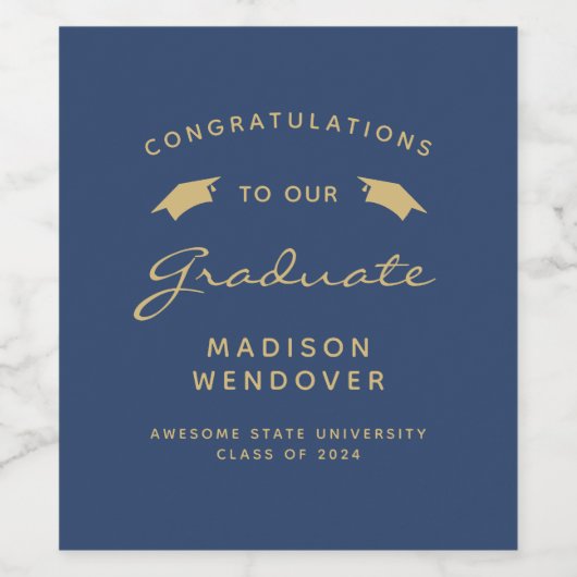 2024 Navy Blue Gold Script Pet Afstuderen Wijn Etiket (Enkel label)