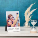 2024 Totale Zonsverduistering Foto Koppels Geschen Fotoplaat<br><div class="desc">Introductie van onze 2024 Total Solar Eclipse Photo Couples Gifts Keramisch Ornament, een gekoesterde aandenken om de magie van dit hemelse evenement vast te leggen. Gepersonaliseerd met uw favoriete foto van de zonsverduistering, herdenkt dit ornament het ontzagwekkende moment wanneer de zon, maan en aarde op één lijn liggen. Gemaakt van...</div>