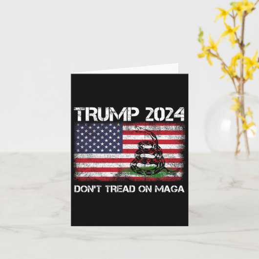 2024 Tread niet op Maga Amerikaanse vlag slang Kaart (Gele Bloem)