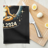 2024 Zonsverduistering Hond Theedoek (Quarter Fold)