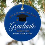 2025 Afstuderen Blue Gold Custom High School Naam Keramisch Ornament<br><div class="desc">Dit koningsblauwe aangepaste senior afstuderen kerstversiering cadeau is voorzien van chique wit en gouden typografie onder een middelbare school of hogeschool naam voor de klas van 2025. Pas je aan met je afstudeerjaar onder de mooie kalligrafie voor een geweldig gepersonaliseerd afstuderen cadeau.</div>