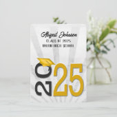 2025 Afstuderen in gouden en zwarte schoolkleuren Kaart (Staand voorkant)