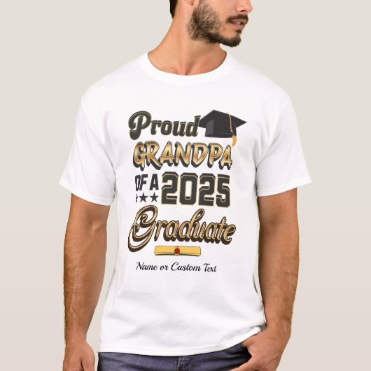 2025 Afstuderen kleinzoon Trotse Opa Zwart Goud T-shirt (Voorkant)