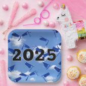 2025 Blue Graduation Caps in de lucht Papieren Bordje (Feest)
