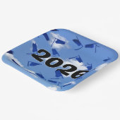 2025 Blue Graduation Caps in de lucht Papieren Bordje (Gebogen)