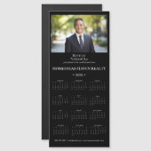 2025 Corporate Magnetische Kalender — Verticaal Zw (Voorkant / Achterkant)