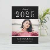 2025 Elegant Zwart Wit Foto Afstudeerfeest Kaart (Staand voorkant)