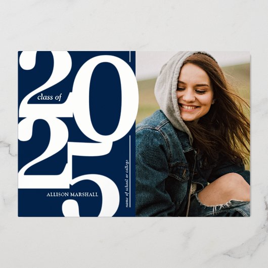 2025 Foto Marine Zilveren Afstudeeraankondiging Folie Uitnodiging (Voorkant)