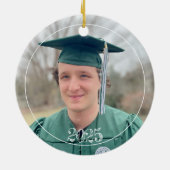 2025 Green and Black Photo Graduation Keramisch Ornament (Achterkant)