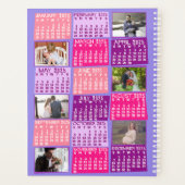 2025 Jaar Maandkalender 12 Foto Collage Roze Planner (Achterkant)