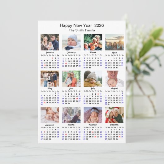 2025 Kalender Familie 12 Foto Collage Minimalist Feestdagenkaart (Staand voorkant)