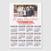 2025 Kalender Moderne Roze Familie Foto Magnetisch (Voorkant)