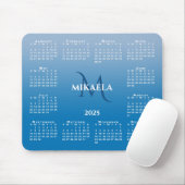 2025 Kalender Monogram Naam op Sky Blue Gradient Muismat (Met muis)