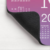 2025 Kalender Monogram op Roze tot Paarse Gradiënt Muismat (Hoek)