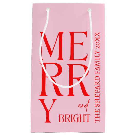2025 Modern Merry and Bright Red Pink Christmas Klein Cadeauzakje (Voorkant)
