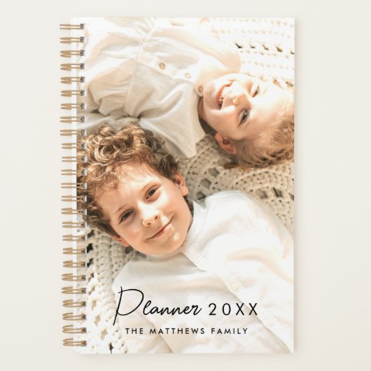 2025 Moderne aangepaste foto Creëer uw eigen famil Planner (Voorkant)