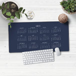 2025 Moderne marine blauwe kalender Bureaumat<br><div class="desc">🌟Dit is voor 2025🌟 2025 Navy Blue Geenery Calendar Desk Mat Muismat. Deze versie is in chique marineblauw,  maar de kleuren kunnen eenvoudig worden aangepast! Neem contact met ons op via cedarandstring@gmail.com als u hulp nodig heeft bij het ontwerp of bijpassende producten.</div>