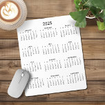 2025 Moderne minimalistische zwart-witte kalender Muismat<br><div class="desc">🌟Dit is voor 2025🌟 2025 Modern Simple Black and White Calendar-Muismat met een eenvoudige,  minimalistische jaarkalender in één oogopslag. Dit is een eenvoudige zwart-wit,  maar de kleuren zijn allemaal aanpasbaar. Neem contact met ons op via cedarandstring@gmail.com als u hulp nodig heeft bij het ontwerp of bijpassende producten.</div>