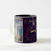 2025 Nativity Manger Gold Holy Night Script Foto Tweekleurige Koffiemok (Voorkant links)