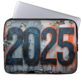 2025 Urban Graffiti Wall Art – Grunge Texture Laptop Sleeve (Voorkant)