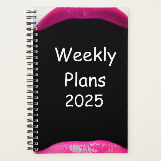 2025 Wekelijkse Plannen Eenvoudig Roze Lippen Ontw Planner (Voorkant)
