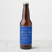 2026 Blauwe Gouden Script Muts Afstuderen Bier Etiket (Voorkant)