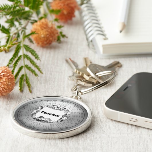 2026 Calendar Round Keychain Teacher (Zijkant)