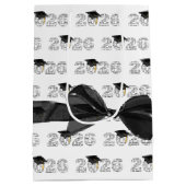 2026 Congrats Grad Word Cloud with Bow Medium Cadeauzakje (Achterkant)