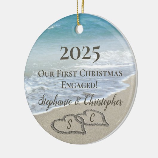 2026 First Christmas Engaged Beach Hearts Initials Keramisch Ornament (Links)