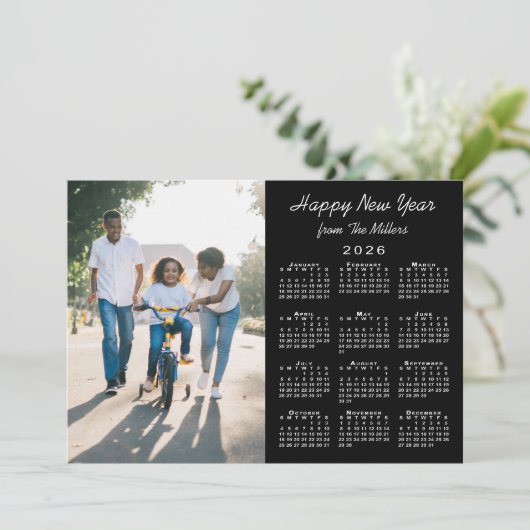 2026 Kalender Modern Zwart 2 Foto Gelukkig Nieuwja Feestdagenkaart (Staand voorkant)