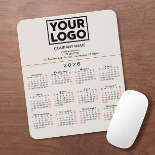 2026 Kalender Zakelijke Logo en tekst op Beige Muismat