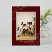 2026 Modern Minimal Festive Red New Year Folie Feestdagenkaart (Staand Voorkant)