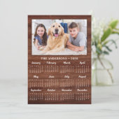 2026 Rustieke Familie Huisdier Hond 12 Maand Fotok Feestdagenkaart (Staand voorkant)