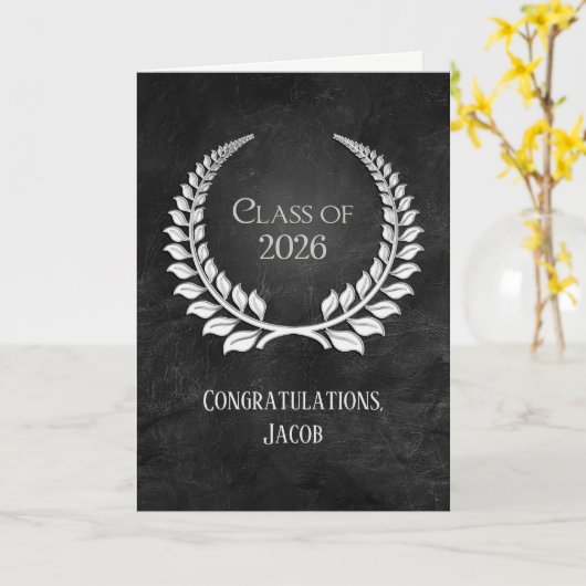 2026 Silver Graduation Laurel Wreath on Leather Kaart (Gele Bloem)