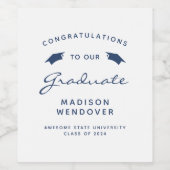 2026 Witte Navy Blauwe Script Pet Graduation Wijn Etiket (Enkel label)