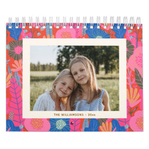 2027 Aangepaste familiefoto's Kleurrijk rood bloem Kalender