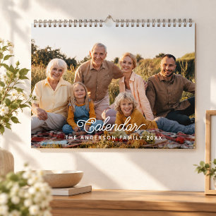 2027 Aangepaste gezelfoto moderne script jaar Kalender