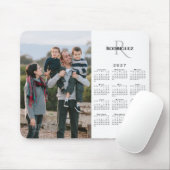 2027 Kalender Aangepaste foto Monogram Naam op Wit Muismat (Met muis)