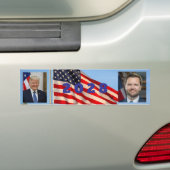 2028 Trump Vance bumper sticker vlag achtergrond (Op auto)