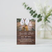 20 Budget RUSTIC FOTO Opslaan Datum en Enveloppen Advieskaart (Staand voorkant)
