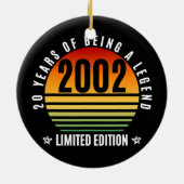 20 jaar oude cadeauretro 2002 Limited Edition 20th Keramisch Ornament (Achterkant)
